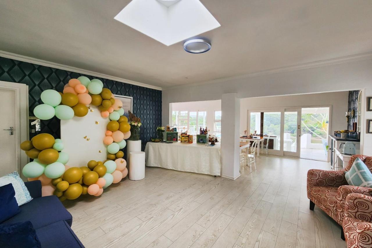 Blue'S Guest House - East London Bonza Bay Luaran gambar