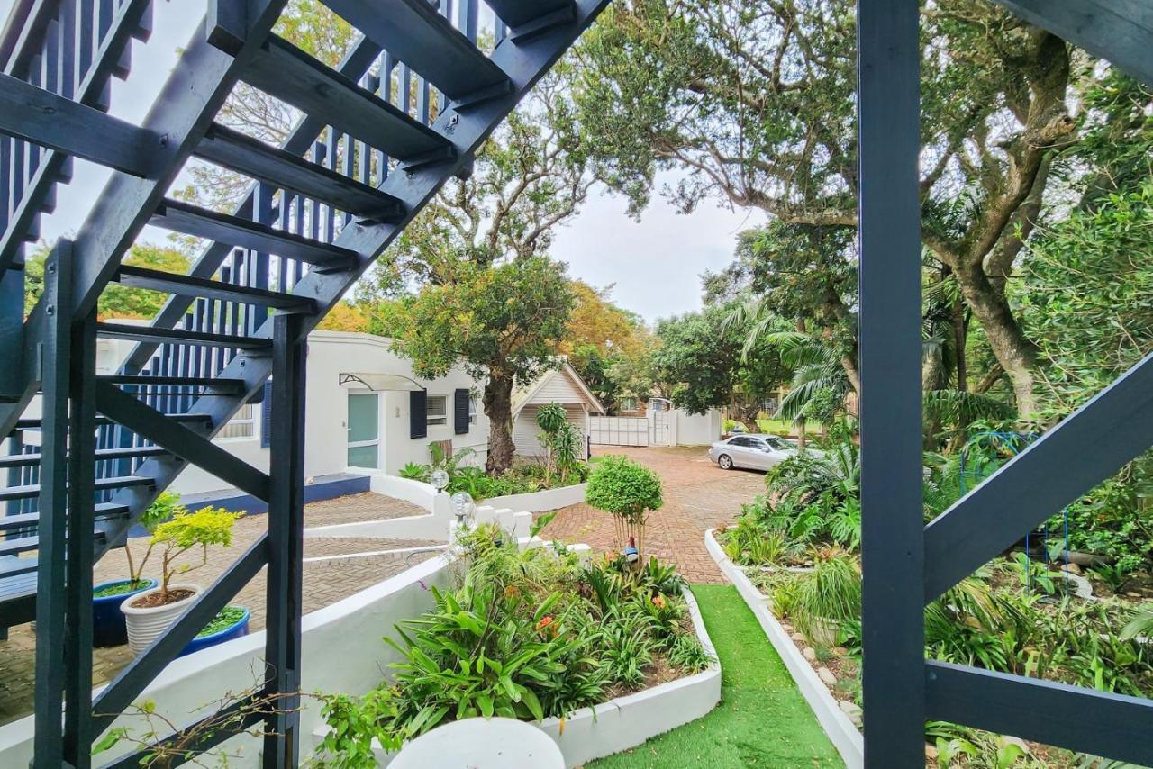 Blue'S Guest House - East London Bonza Bay Luaran gambar