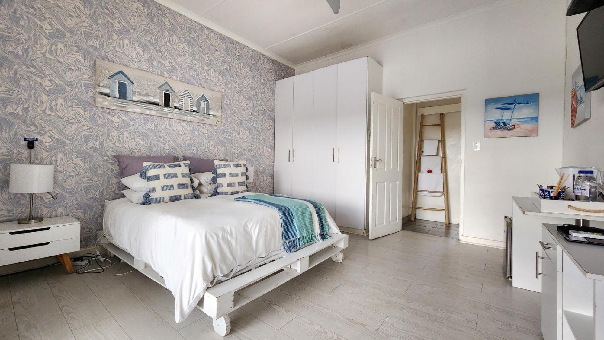 Blue'S Guest House - East London Bonza Bay Luaran gambar