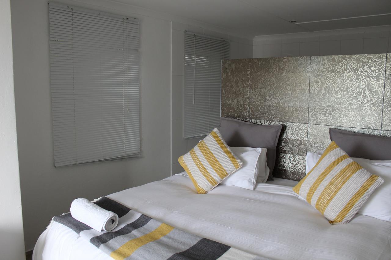Blue'S Guest House - East London Bonza Bay Luaran gambar