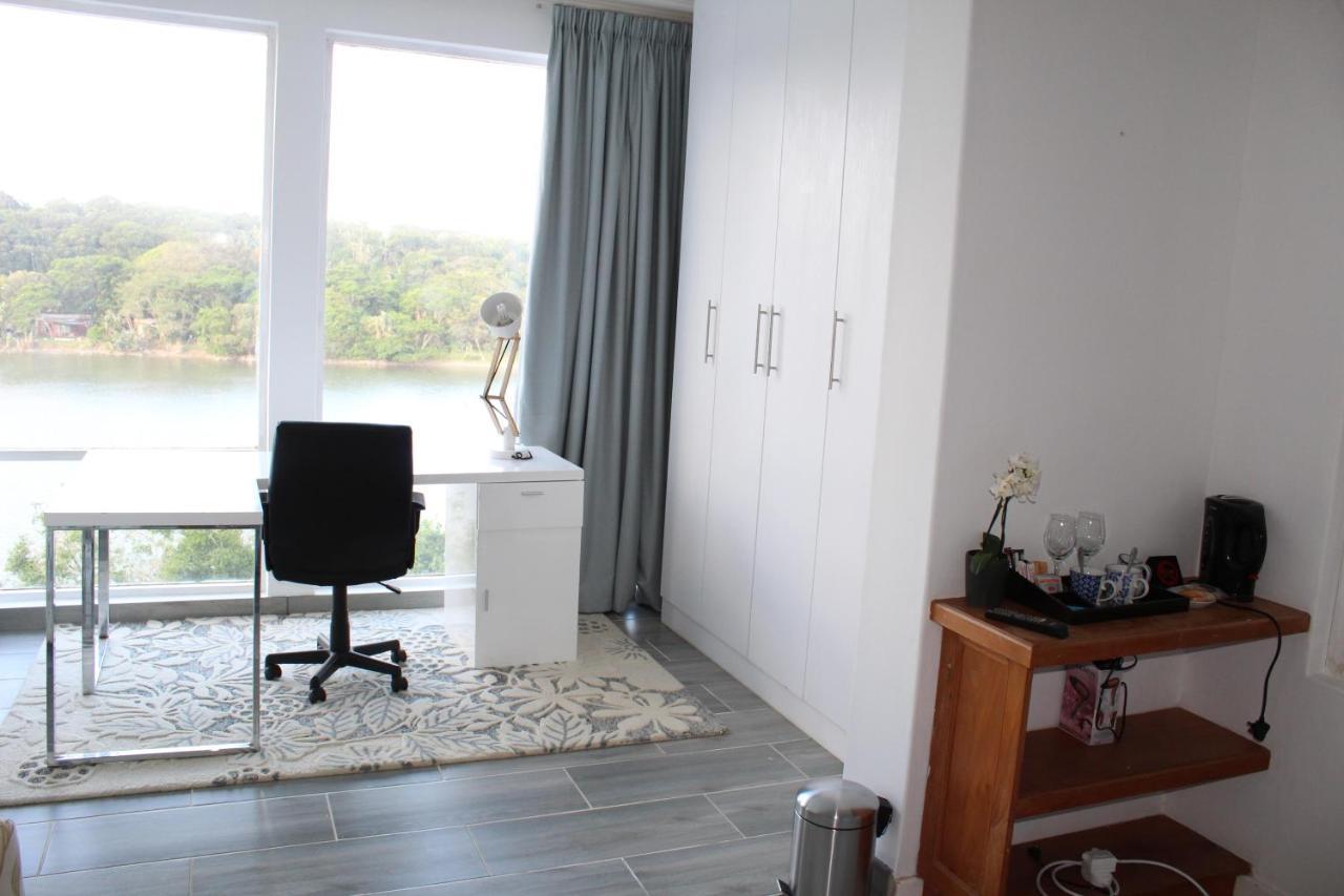 Blue'S Guest House - East London Bonza Bay Luaran gambar